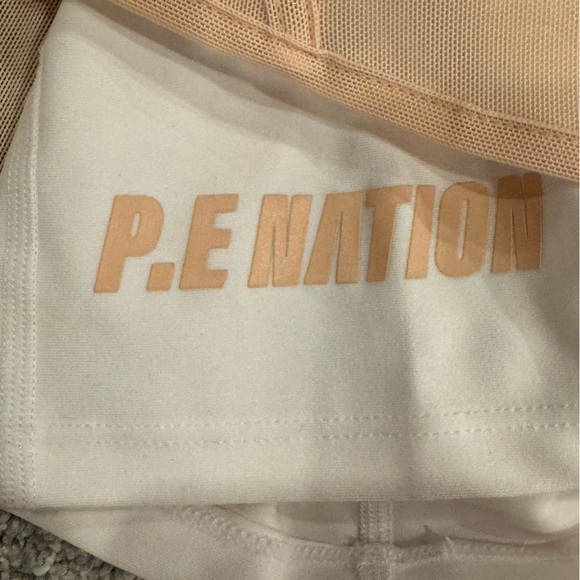 PE Nation Gravity tennis athletic shorts XS like new - Picture 5 of 12